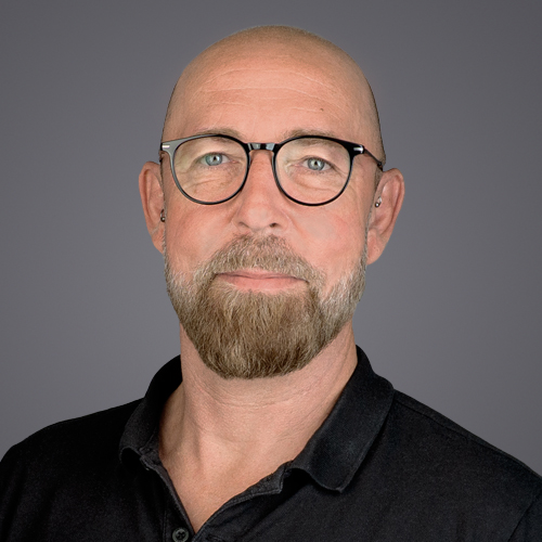 Holger Bernhard Holger Bernhard